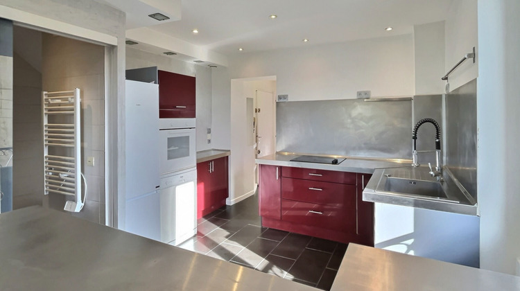 Ma-Cabane - Vente Immeuble CORBEIL-ESSONNES, 73 m²