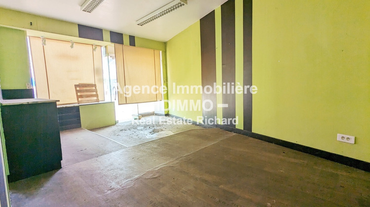 Ma-Cabane - Vente Immeuble Corbeilles, 178 m²