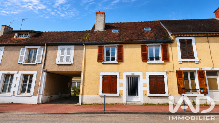 Ma-Cabane - Vente Immeuble Cosne-Cours-sur-Loire, 118 m²