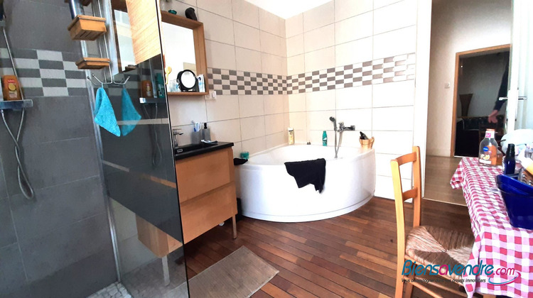 Ma-Cabane - Vente Immeuble Courçon, 261 m²