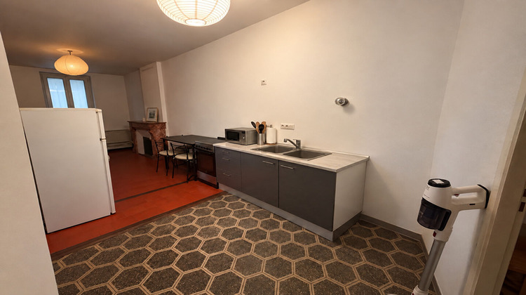 Ma-Cabane - Vente Immeuble COURSAN, 200 m²
