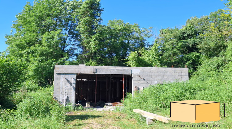 Ma-Cabane - Vente Immeuble Cressin-Rochefort, 200 m²