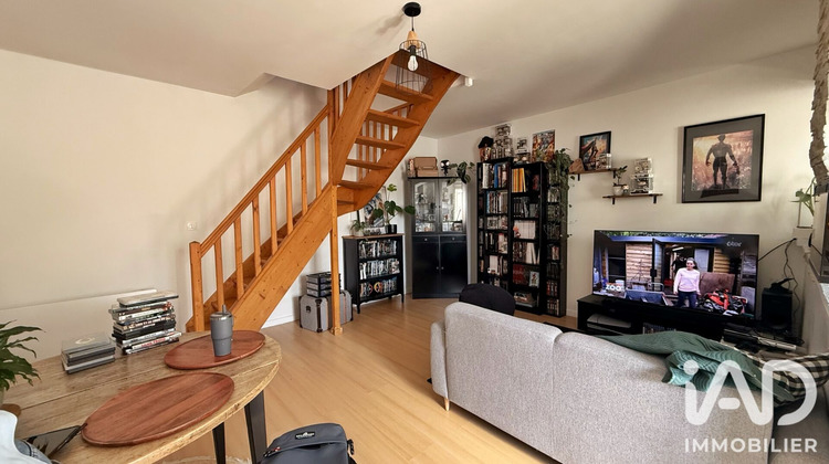 Ma-Cabane - Vente Immeuble Crèvecoeur-le-Grand, 259 m²
