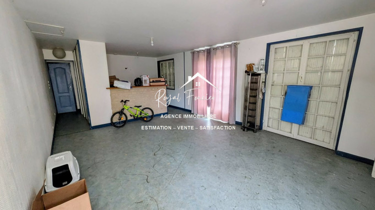 Ma-Cabane - Vente Immeuble Dangé-Saint-Romain, 150 m²