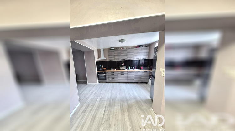 Ma-Cabane - Vente Immeuble Descartes, 237 m²