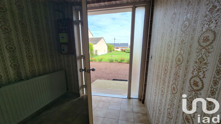Ma-Cabane - Vente Immeuble Distré, 166 m²