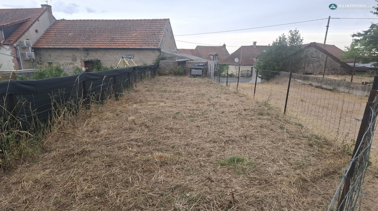 Ma-Cabane - Vente Immeuble Domérat, 25 m²