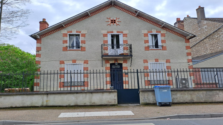 Ma-Cabane - Vente Immeuble Dourdan, 213 m²