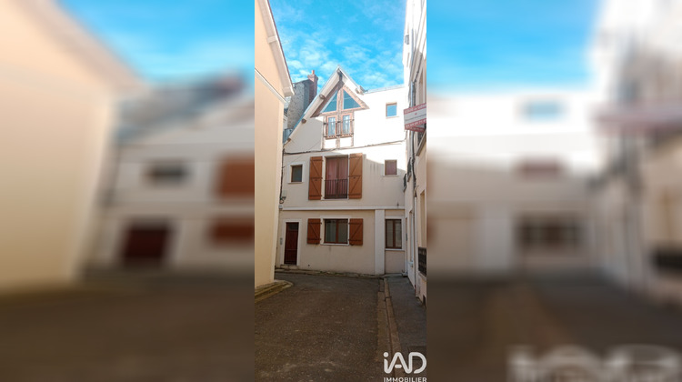 Ma-Cabane - Vente Immeuble Dourdan, 139 m²