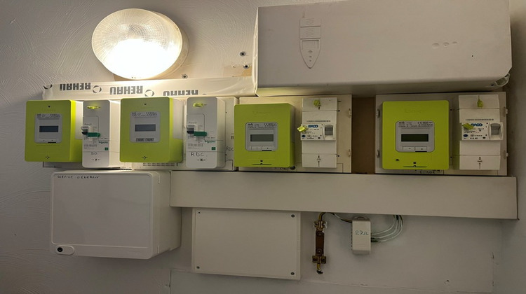 Ma-Cabane - Vente Immeuble DRAGUIGNAN, 64 m²