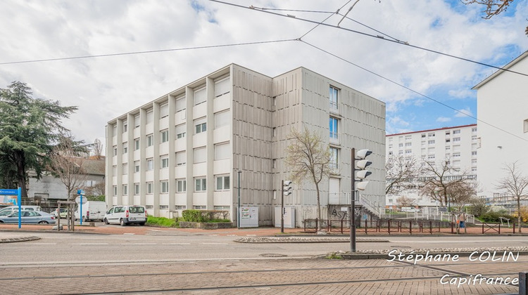 Ma-Cabane - Vente Immeuble ECHIROLLES, 1700 m²