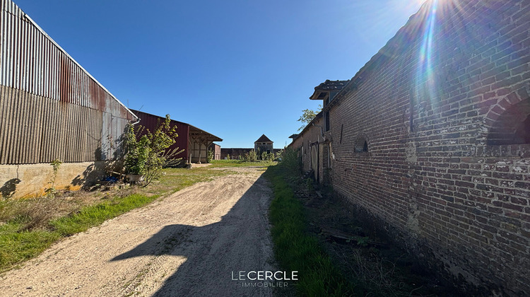 Ma-Cabane - Vente Immeuble ESTREES-SAINT-DENIS, 750 m²