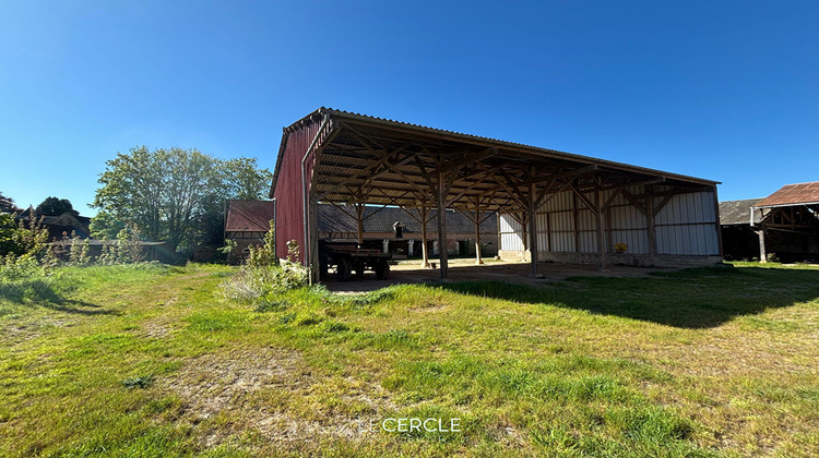 Ma-Cabane - Vente Immeuble ESTREES-SAINT-DENIS, 750 m²