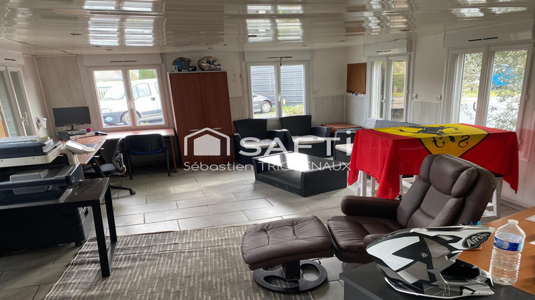 Ma-Cabane - Vente Immeuble Feneu, 3700 m²