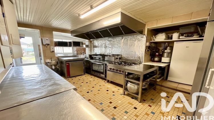 Ma-Cabane - Vente Immeuble Fleuré, 288 m²