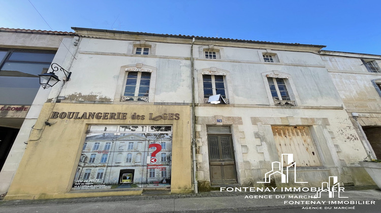 Ma-Cabane - Vente Immeuble Fontenay-le-Comte, 250 m²