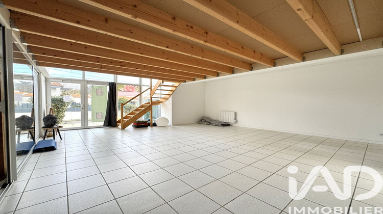 Ma-Cabane - Vente Immeuble Fontenay-le-Comte, 132 m²