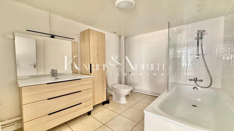 Ma-Cabane - Vente Immeuble Fontenay-le-Comte, 79 m²