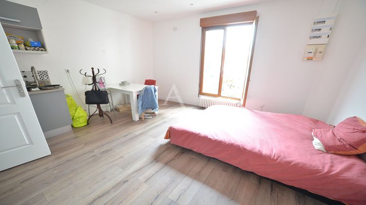 Ma-Cabane - Vente Immeuble FONTENAY-SOUS-BOIS, 68 m²