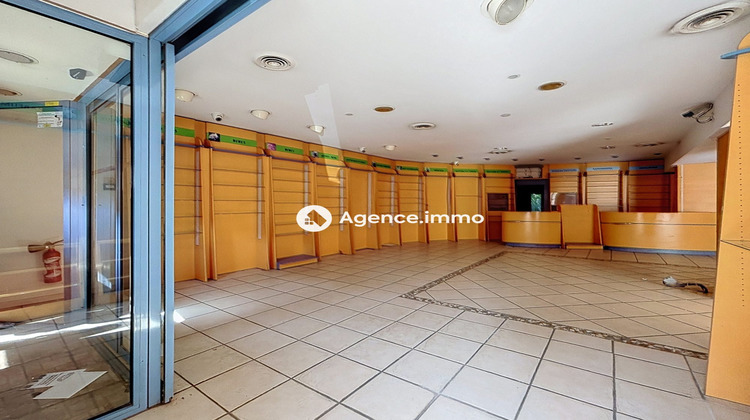 Ma-Cabane - Vente Immeuble Forcalqueiret, 231 m²