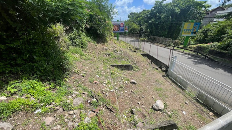 Ma-Cabane - Vente Immeuble Fort-de-France, 232 m²