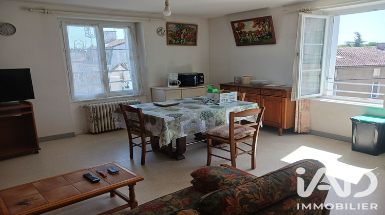 Ma-Cabane - Vente Immeuble Gençay, 343 m²