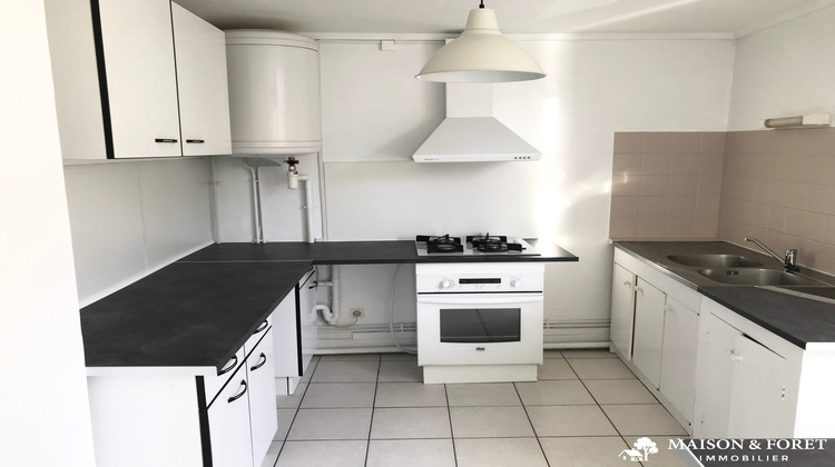 Ma-Cabane - Vente Immeuble Gien, 155 m²