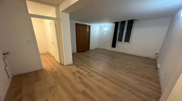 Ma-Cabane - Vente Immeuble GRANS, 230 m²