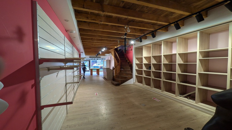Ma-Cabane - Vente Immeuble GUEMENE SUR SCORFF, 230 m²