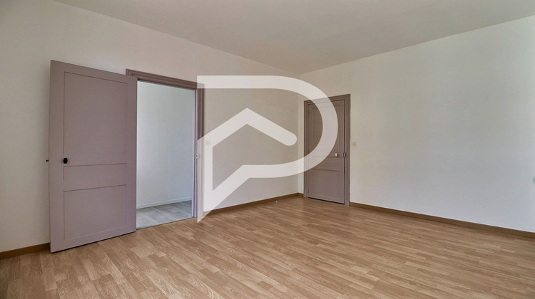 Ma-Cabane - Vente Immeuble GUISE, 200 m²