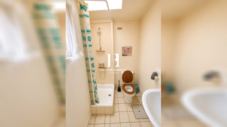 Ma-Cabane - Vente Immeuble Halluin, 107 m²