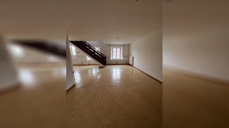 Ma-Cabane - Vente Immeuble HIRSON, 650 m²