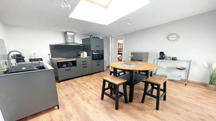 Ma-Cabane - Vente Immeuble HUELGOAT, 74 m²