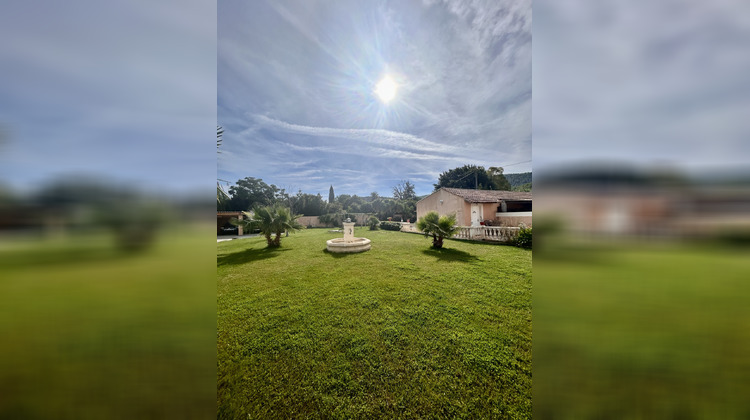 Ma-Cabane - Vente Immeuble Hyères, 375 m²