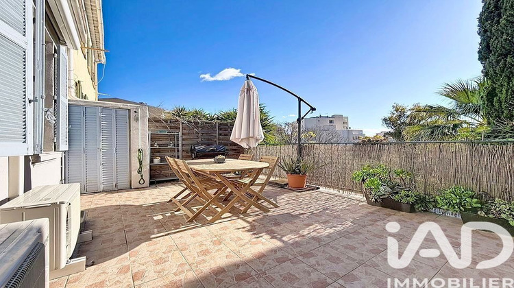 Ma-Cabane - Vente Immeuble Hyères, 123 m²