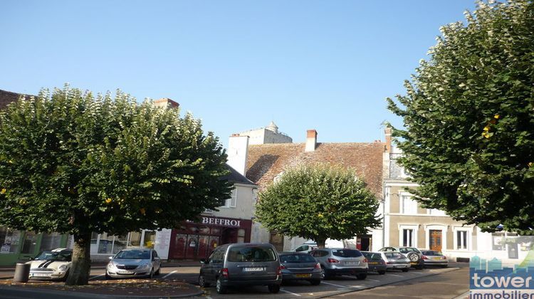 Ma-Cabane - Vente Immeuble Issoudun, 140 m²