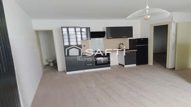 Ma-Cabane - Vente Immeuble Jonzac, 230 m²