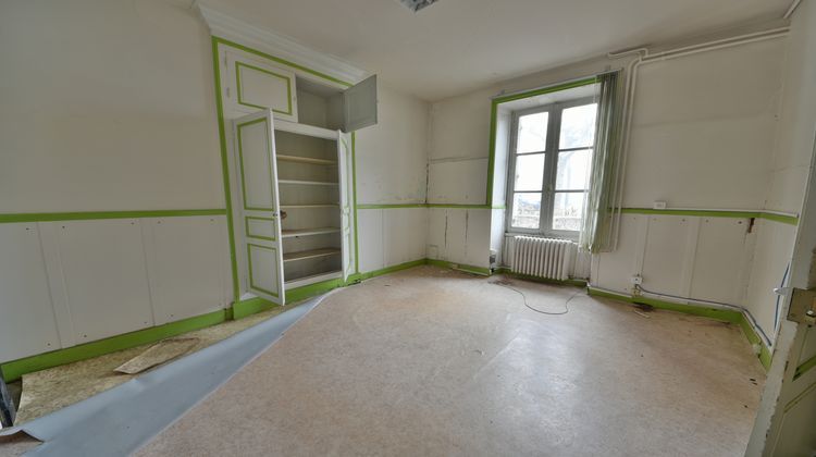 Ma-Cabane - Vente Immeuble Juillac, 258 m²