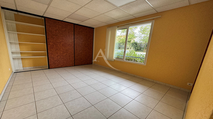 Ma-Cabane - Vente Immeuble L'ISLE-JOURDAIN, 223 m²