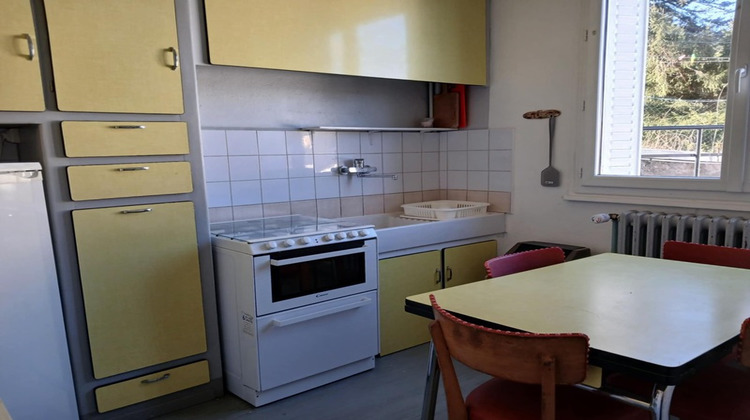 Ma-Cabane - Vente Immeuble LA BOURBOULE, 218 m²