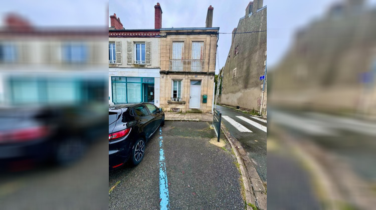 Ma-Cabane - Vente Immeuble LA CHARITE SUR LOIRE, 134 m²