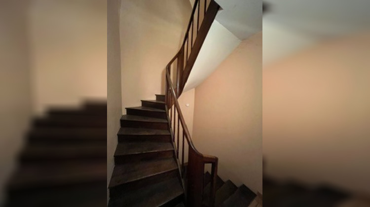 Ma-Cabane - Vente Immeuble LA CHARTRE SUR LE LOIR, 236 m²