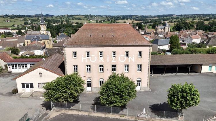 Ma-Cabane - Vente Immeuble La clayette, 1500 m²