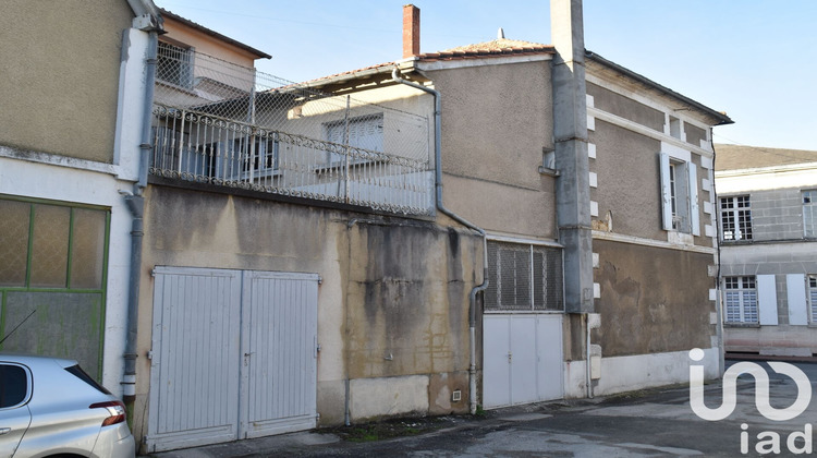 Ma-Cabane - Vente Immeuble La Couronne, 242 m²