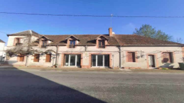 Ma-Cabane - Vente Immeuble La Ferté-Saint-Cyr, 185 m²