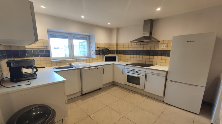 Ma-Cabane - Vente Immeuble La Ferté-Saint-Cyr, 185 m²