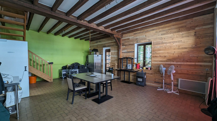 Ma-Cabane - Vente Immeuble La Guerche-sur-l'Aubois, 300 m²