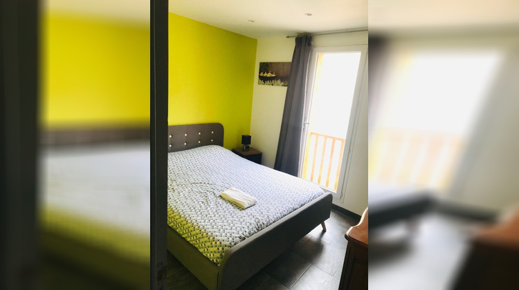 Ma-Cabane - Vente Immeuble LA GUERCHE SUR L AUBOIS, 219 m²