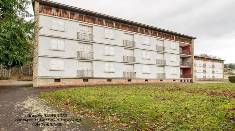 Ma-Cabane - Vente Immeuble LA GUICHE, 609 m²