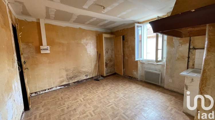 Ma-Cabane - Vente Immeuble La Londe-les-Maures, 90 m²